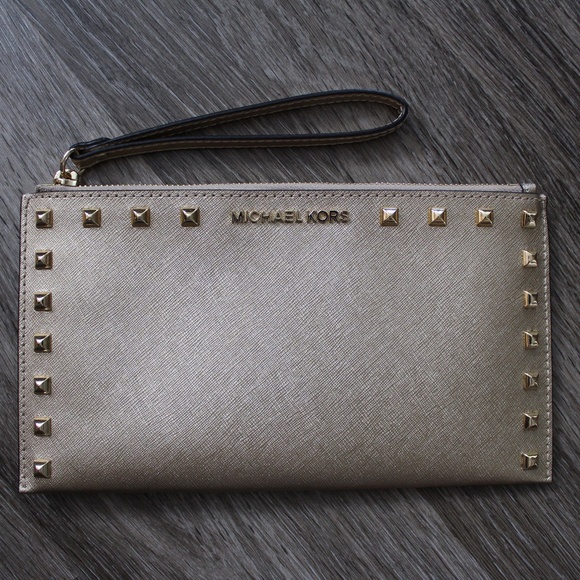 Michael Kors Sandrine Gold Wristlet - Picture 1 of 6
